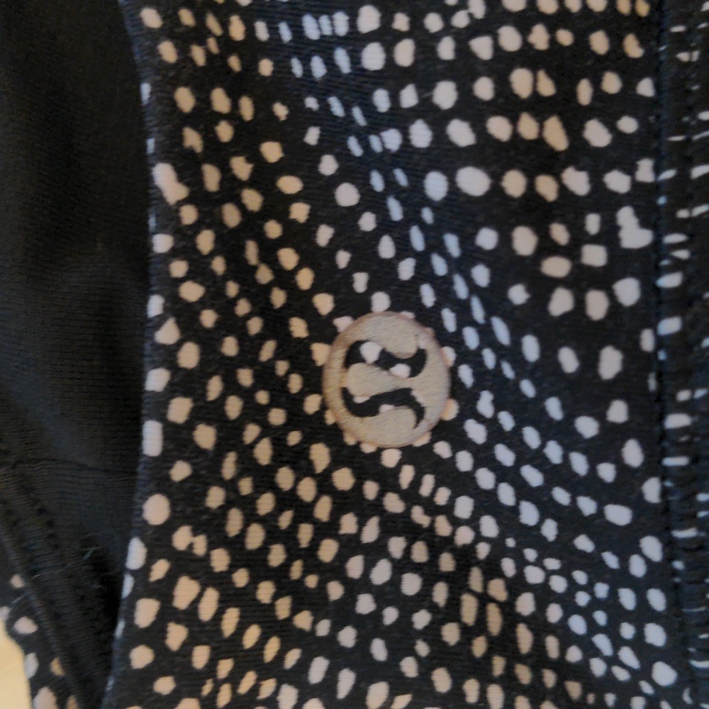 Lululemon Black and White Women's Sports Bra Small - Picture 8 of 10